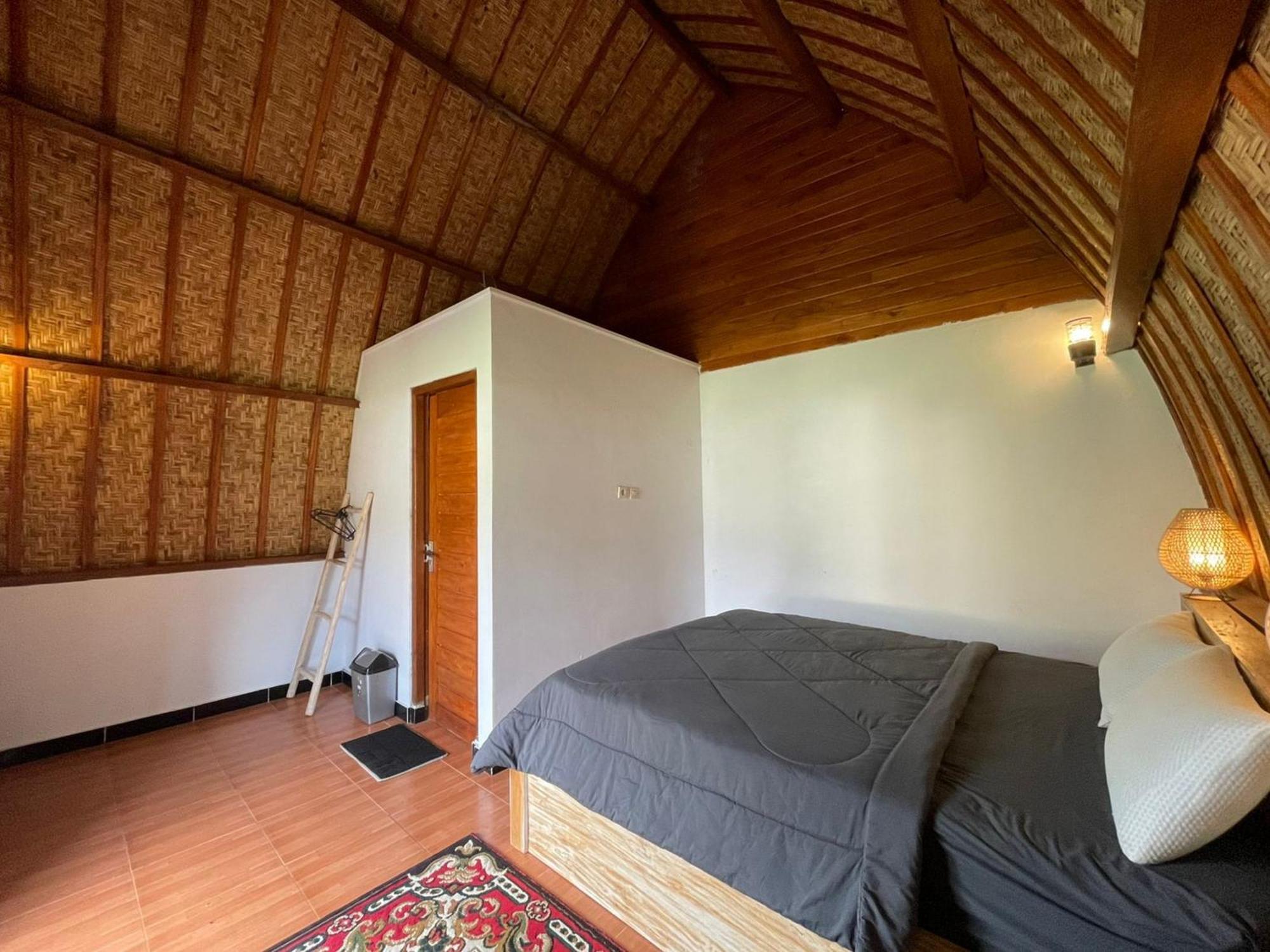 Volcano Cabins Kubupenlokan ภายนอก รูปภาพ