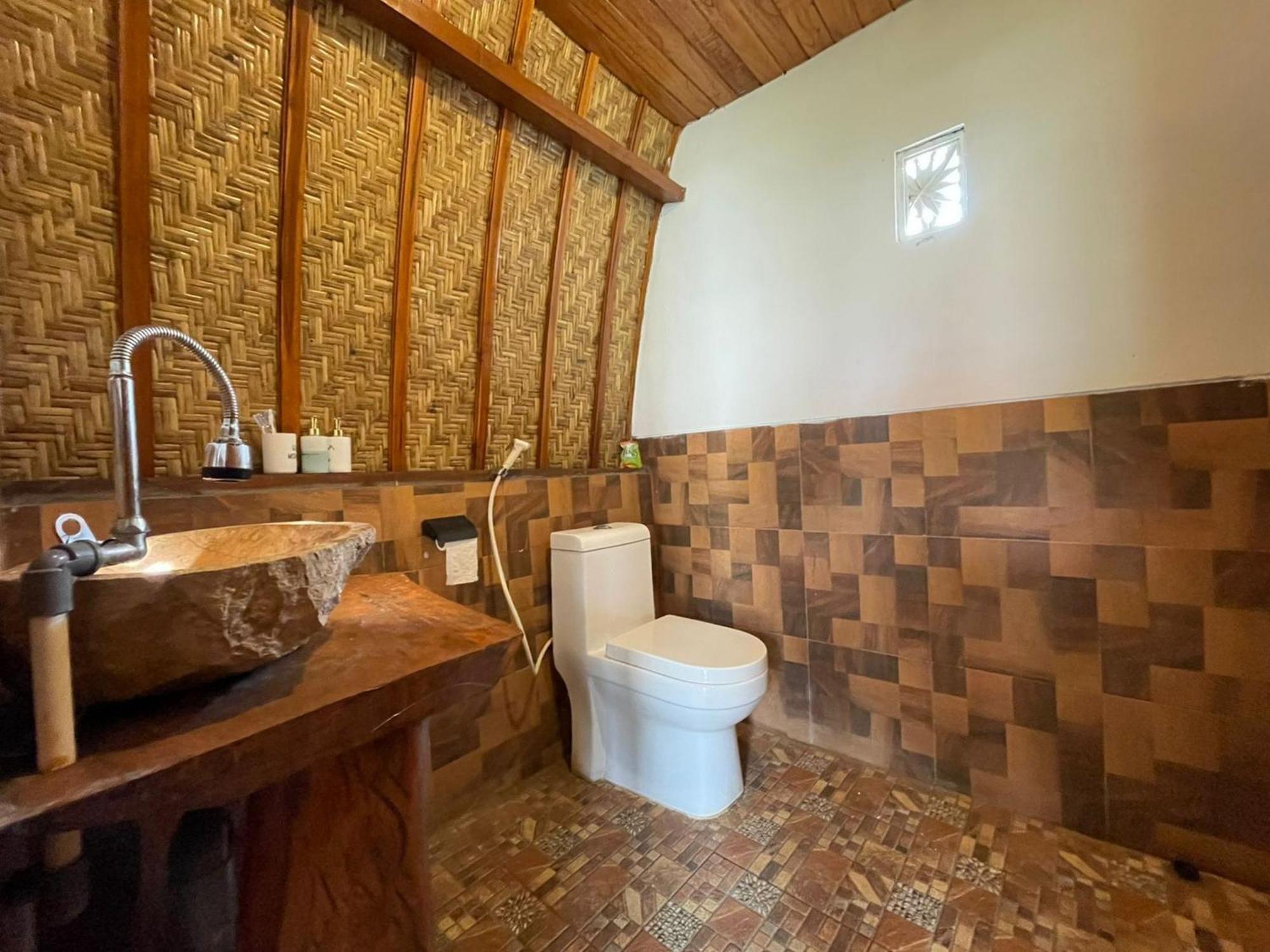 Volcano Cabins Kubupenlokan ภายนอก รูปภาพ